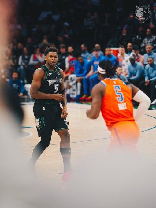 森林狼排名反超湖人 森林狼123-111战胜雷霆，战绩来到30胜19负，反超湖人