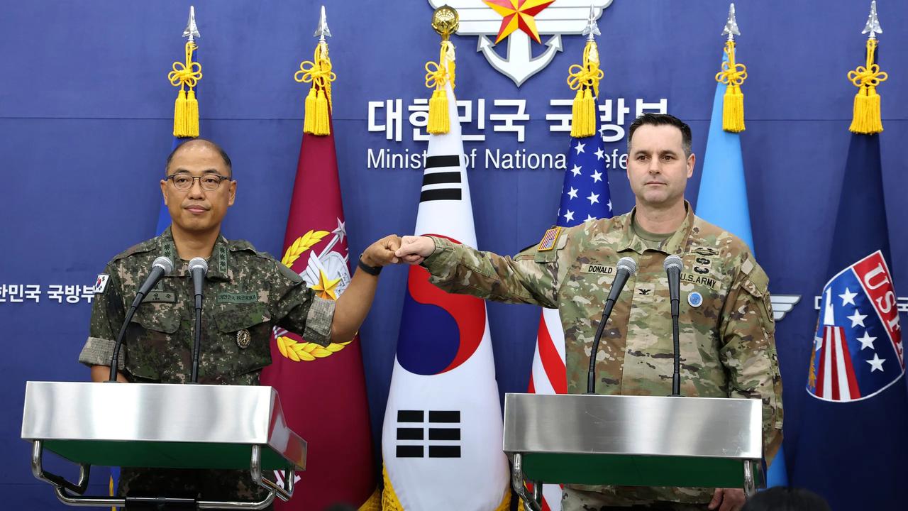 反转了！中国空军歼-16重型战斗机在黄海压制10架F-16战斗机后，驻韩美军司令