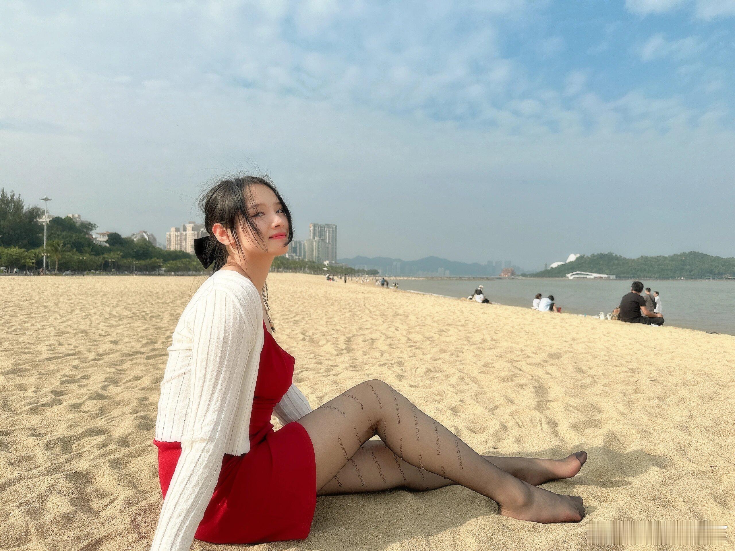 海丝嘿嘿的 ​​​