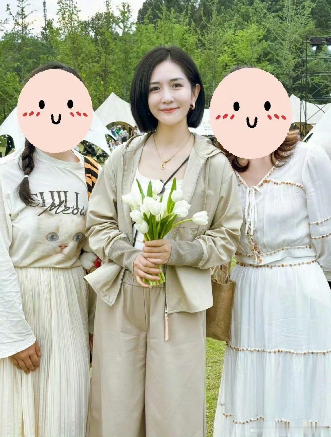 倪萍说谢娜从小女孩变成了全能战士 谢娜不再害怕 家人们谁懂啊，从小女孩到全能战士