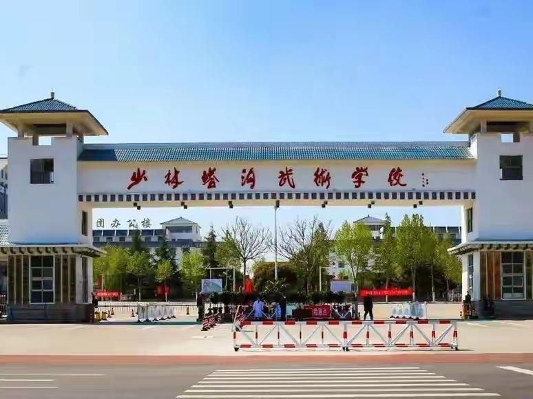 这笔账，谁来埋单？

4.5万现金加20条中华烟，换来的却是一身伤和一颗怯懦的心