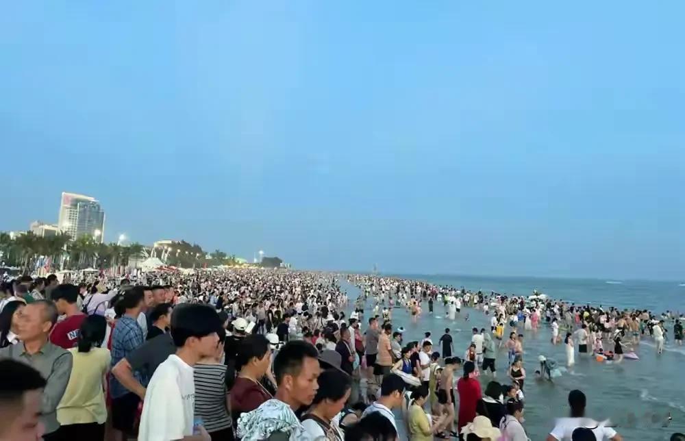 为什么会有五一十一这种假期呢？搞得放完假回来，整个人都不好了！一门心思想辞职回家