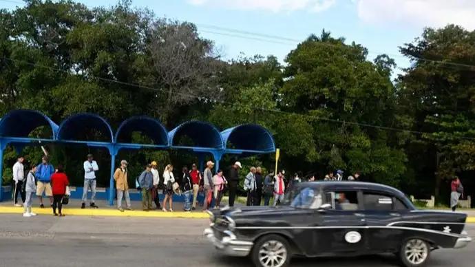 俄罗斯宣布从古巴接回公民 俄罗斯宣布从古巴接回公民，这事儿挺让人唏嘘的。由于美国