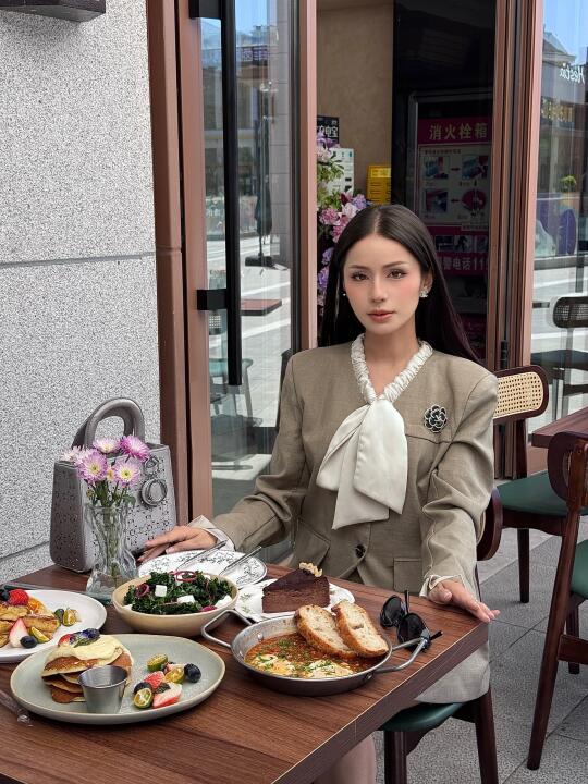 不在法国🇫🇷 在乌鲁木齐