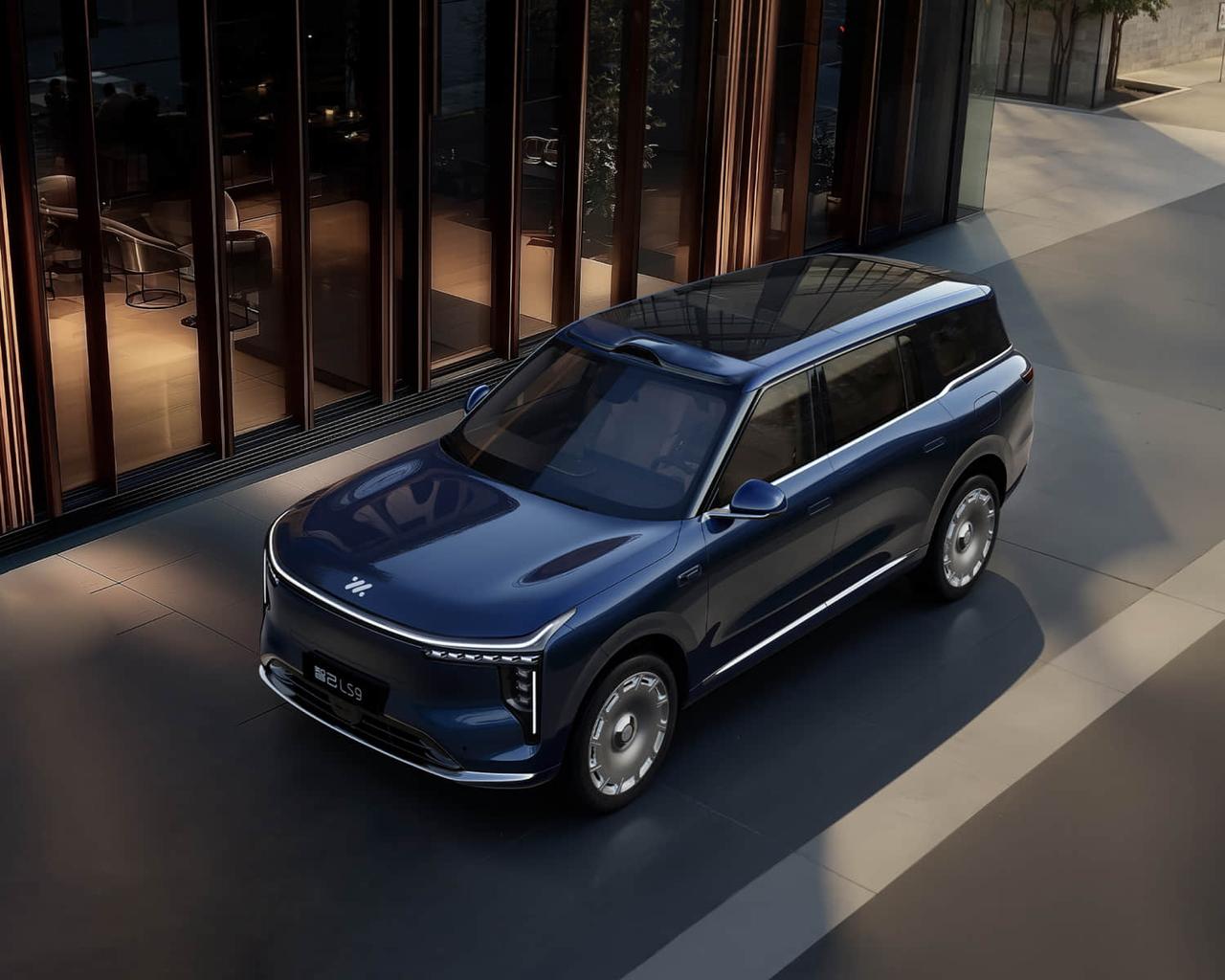 当30万预算遇上“既要又要还要”的家庭出行需求，市面上多数SUV往往只能做到“将