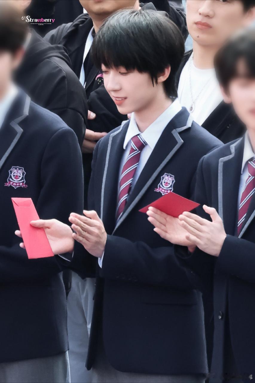 杨博文开机路透期待新人演员杨博文饰演的周扬！期待杨博文精彩表现！ 