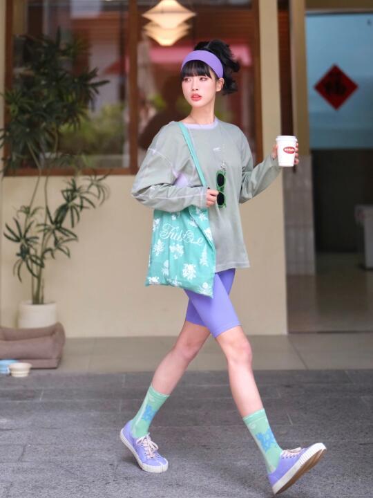 “那么多人也像花一样往春天里赶”💜🍃