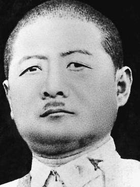 吉鸿昌牺牲后，妻子胡洪霞卖掉房子赎回遗体，谁知，却发现衣服口袋里有一张小纸条，上