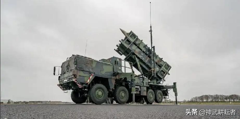 西班牙给乌克兰援助了5枚爱国者导弹，
这批是来自西班牙军队列装的PAC-2爱国者