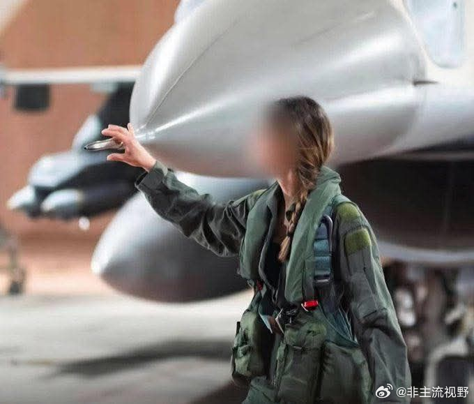 这次对伊朗的军事打击，以色列有超过70个女战斗机飞行员和相关后勤支持人员参与其中