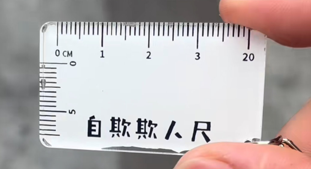 xun自愿放弃ENC？然后又报道一个俱乐部不能去超过三个位选手。这个看了一眼大名