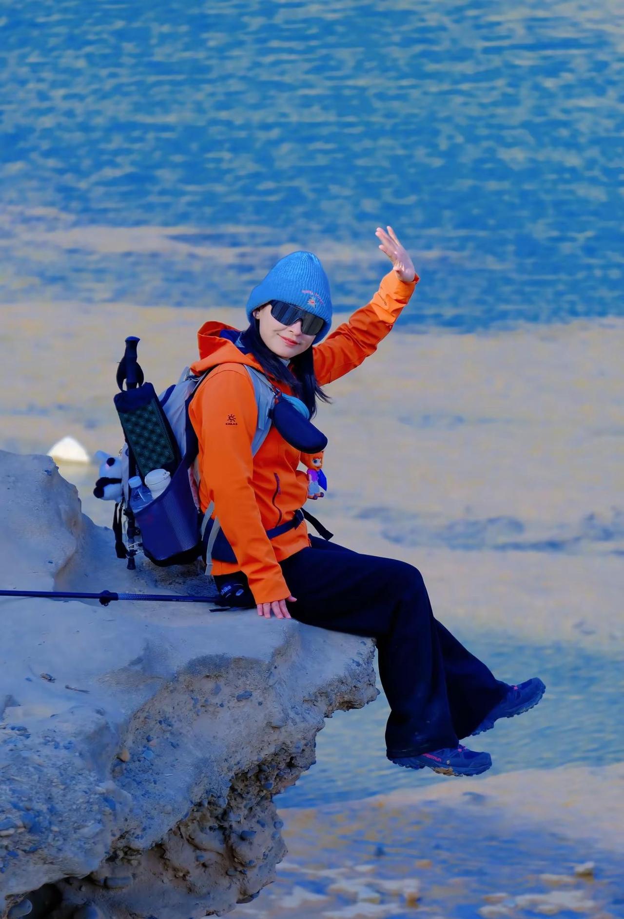 让我看看谁还找不到湾里村的出片打卡机位？峡谷里的山水秘境，每一帧都美得窒息❤️周