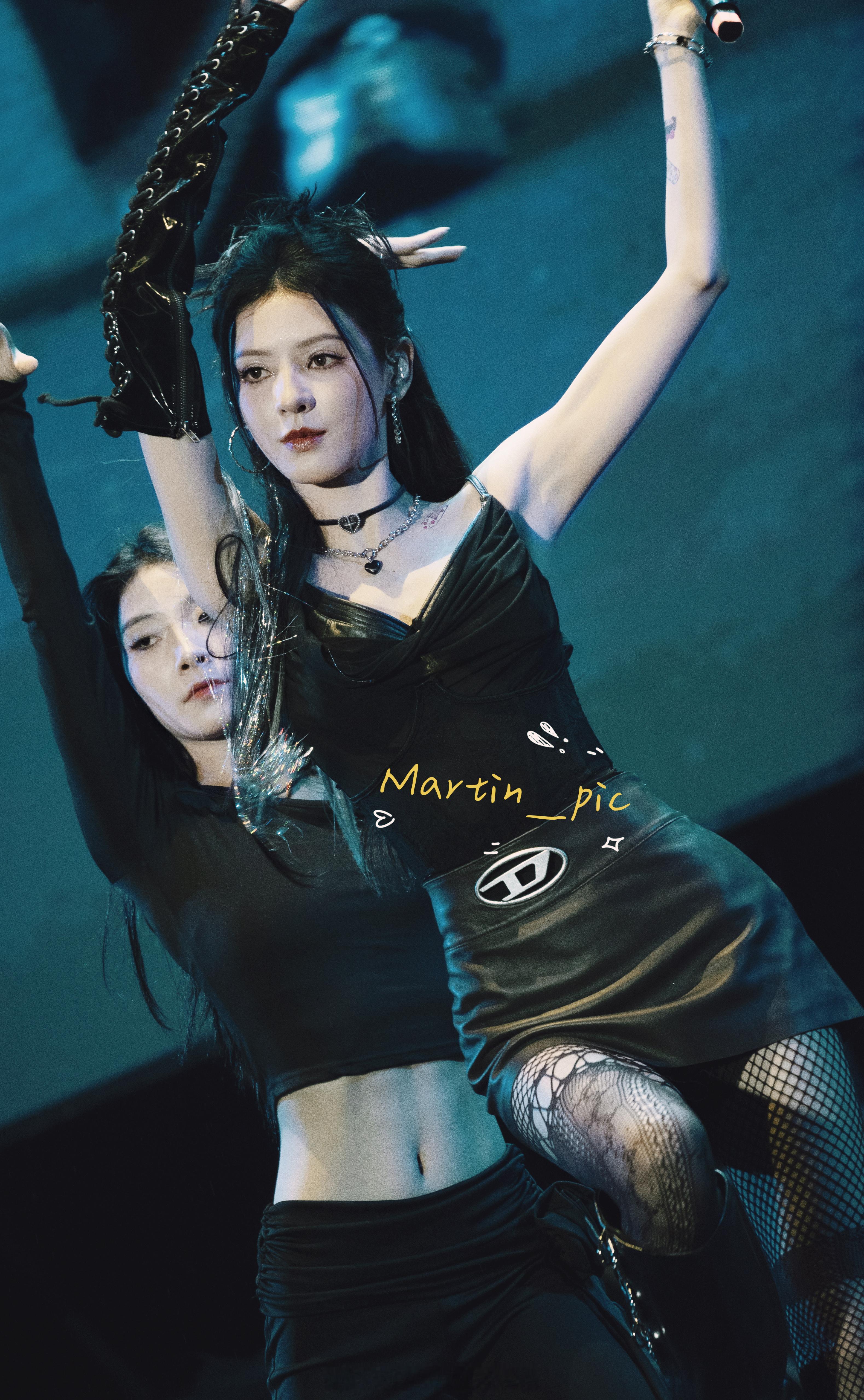 #张予曦[超话]#  ❤️#张予曦#❤️#张予曦你的谎言也动听# 张予曦 241
