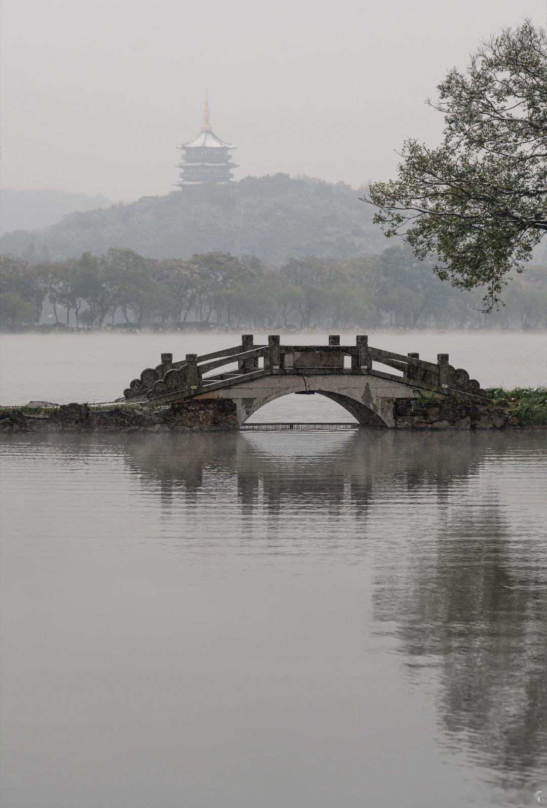 2022，雪后西湖 