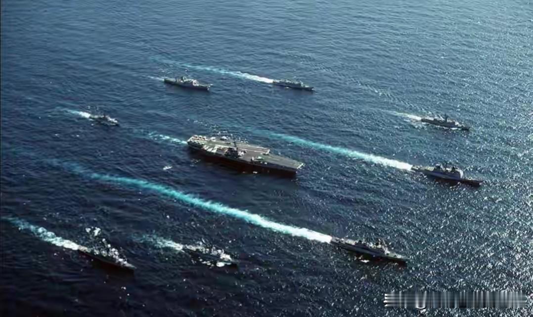 个人认为，美国只是拿出打击伊朗的架势，以此来吓唬伊朗就范，退让，美国最终不会真的