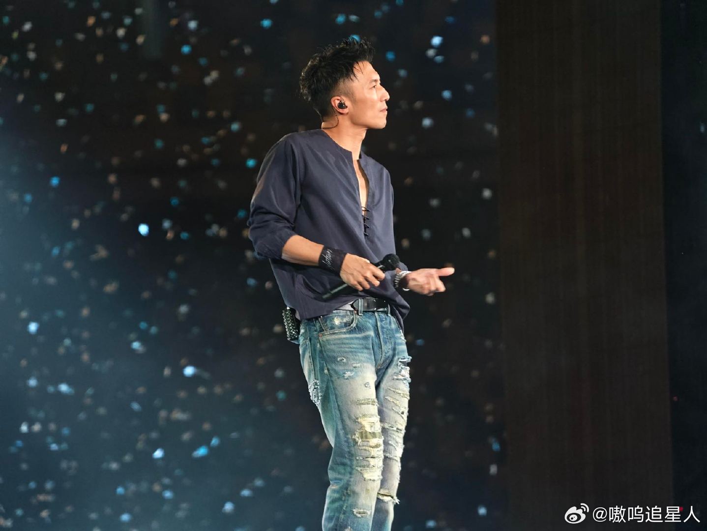 谢霆锋你麦霸吗谢霆锋演唱会状态和业务能力都拉满，全程经典歌曲连着输出不停歇，这种
