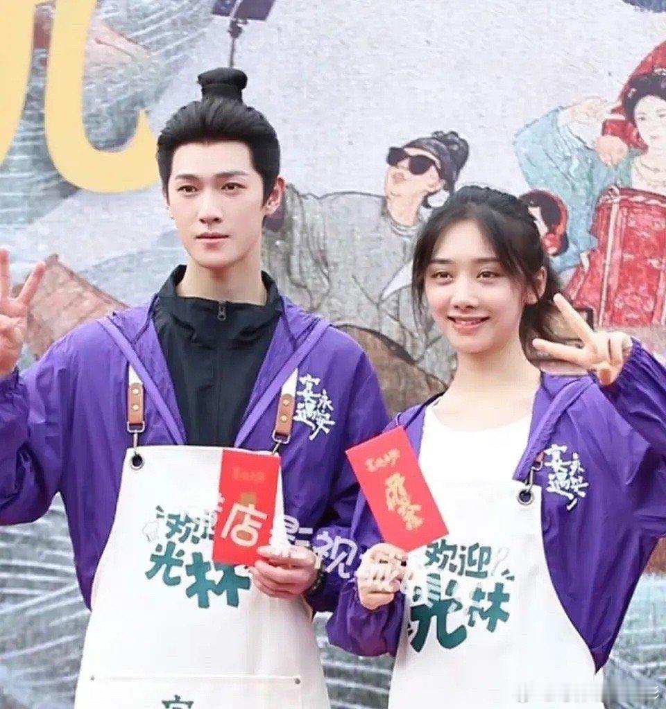 这是偶像剧吗，男主女主一个比一个普 ​​​