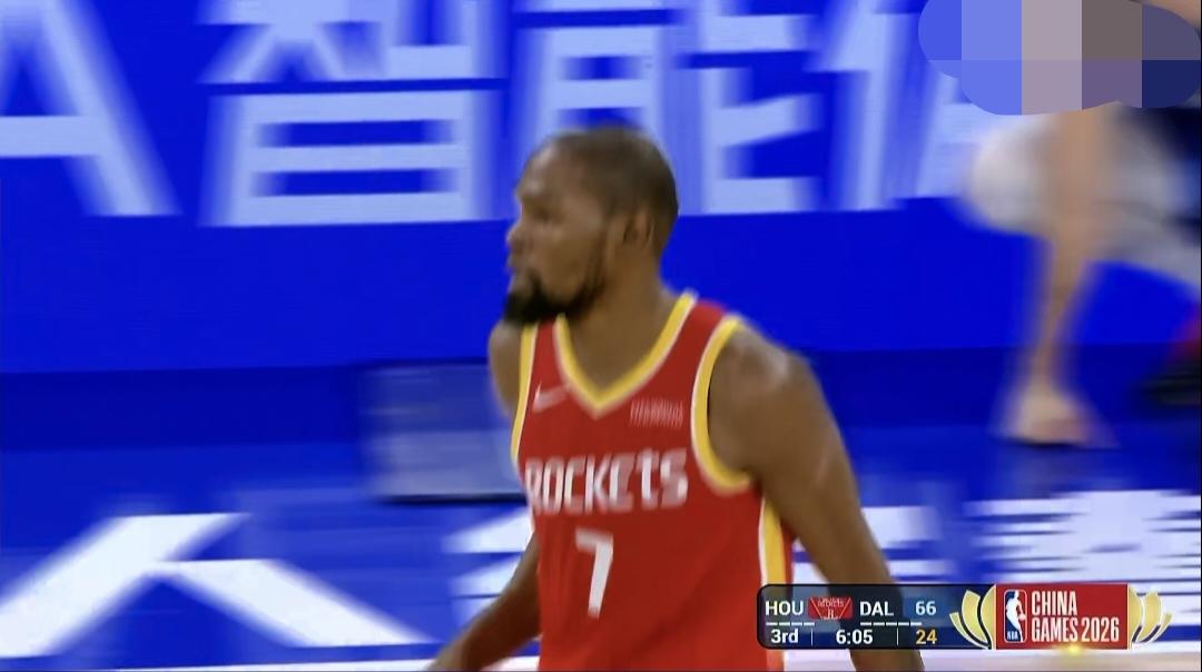 今天杜兰特与申京和范弗利特配合的这两个球真是太赏心悦目太精彩了！
当时NBA季前