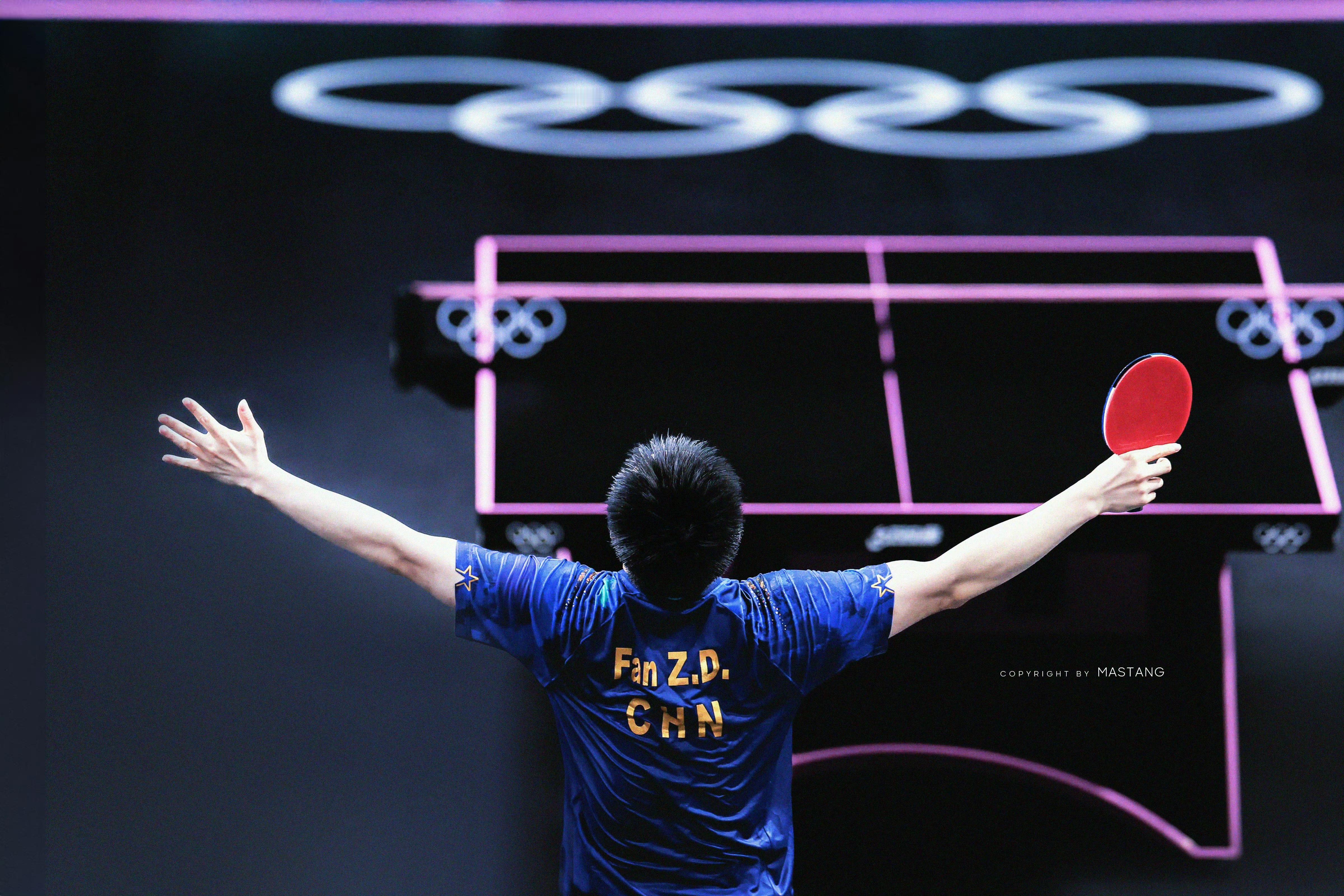 张本智和渴望和樊振东再交手想和世界乒坛第一人打一场球太正常不过了