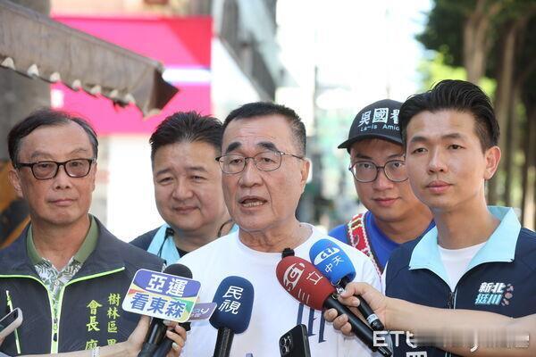 呼吁新北市民挺“自己兄弟”李四川，侯友宜：市长要选认真打拼的人
国民党新北市长参