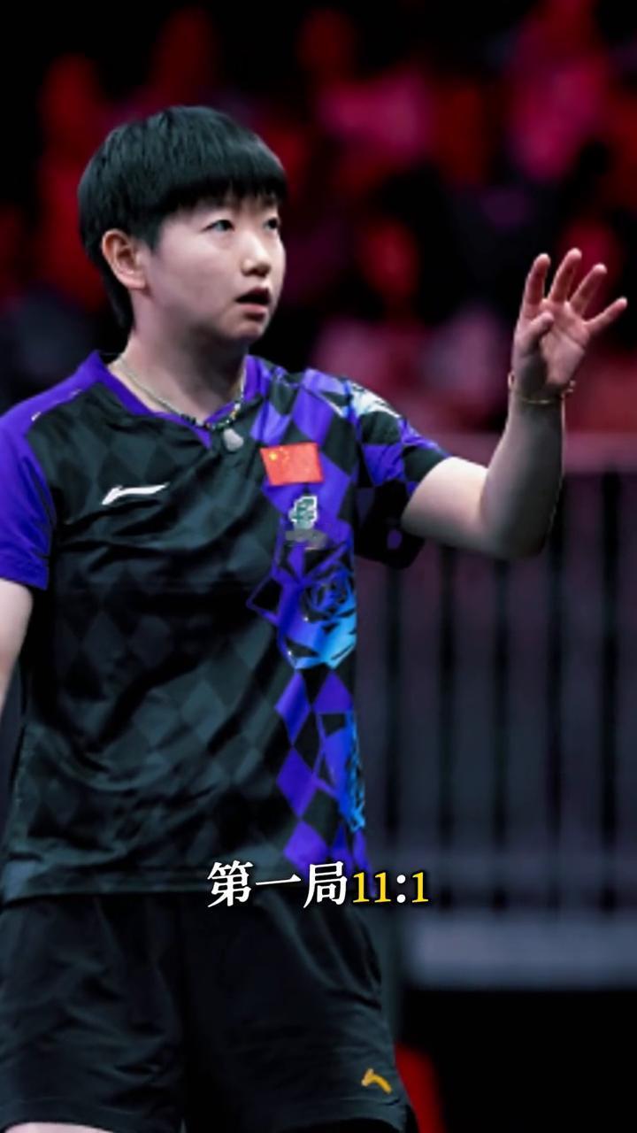美国大满贯女单1/16决赛19分钟3：0，第一局11：1。
有人说这球赢得没意思