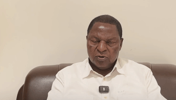 前一段时间，中非共和国现任总统图阿德拉在总统选举获胜后接受塔斯社采访时表示，该国