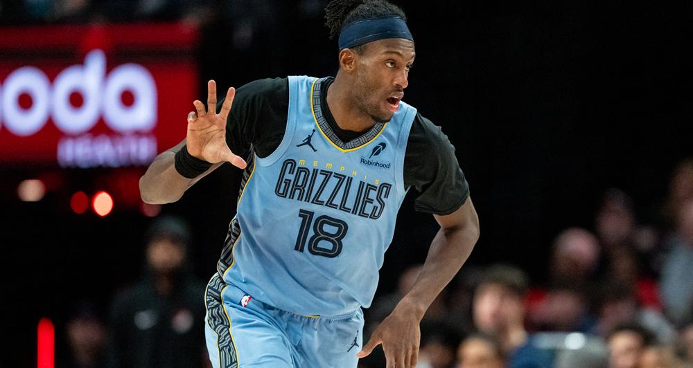 孟菲斯灰熊已将前锋奥利维耶-马克桑斯·普罗斯珀的双向合同转为正式NBA合同，后者