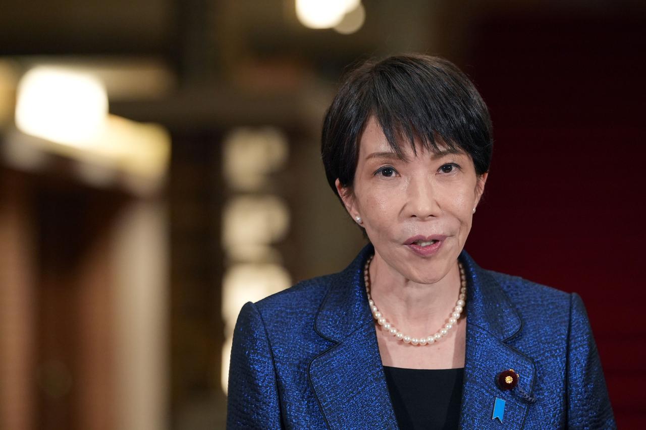 日本近期正式接收美国“战斧”巡航导弹，引发地区广泛关注。这一动向不仅体现出美日军