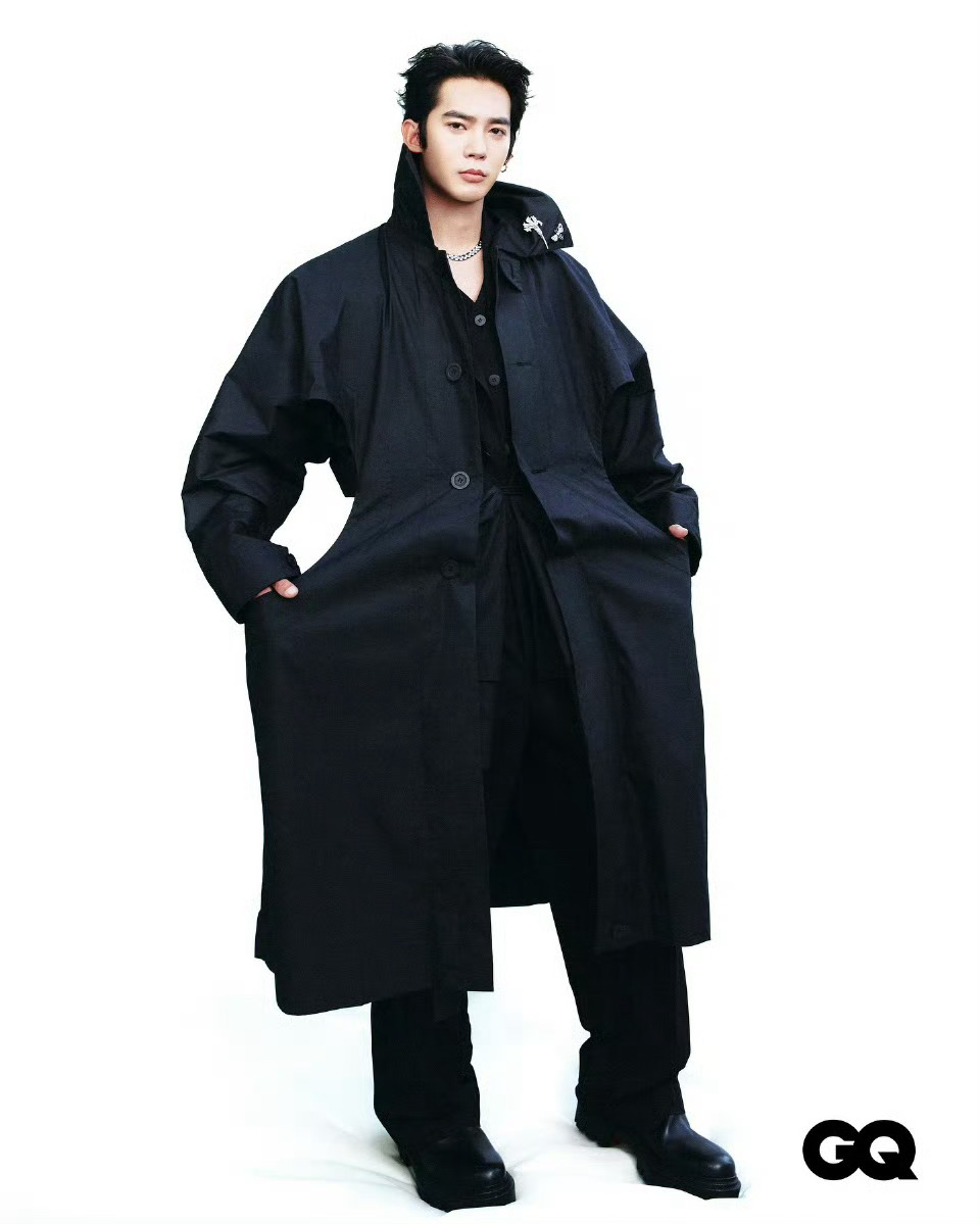 GQ HongKong  November  2025 于适中国香港版 GQ 十