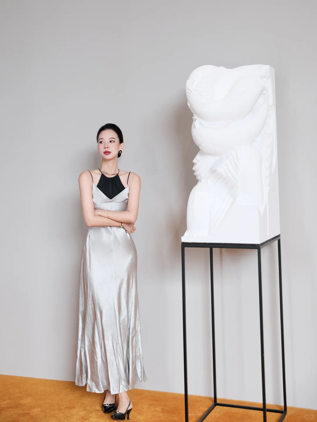 宝格丽珠宝展·蛇与玫瑰 和少女