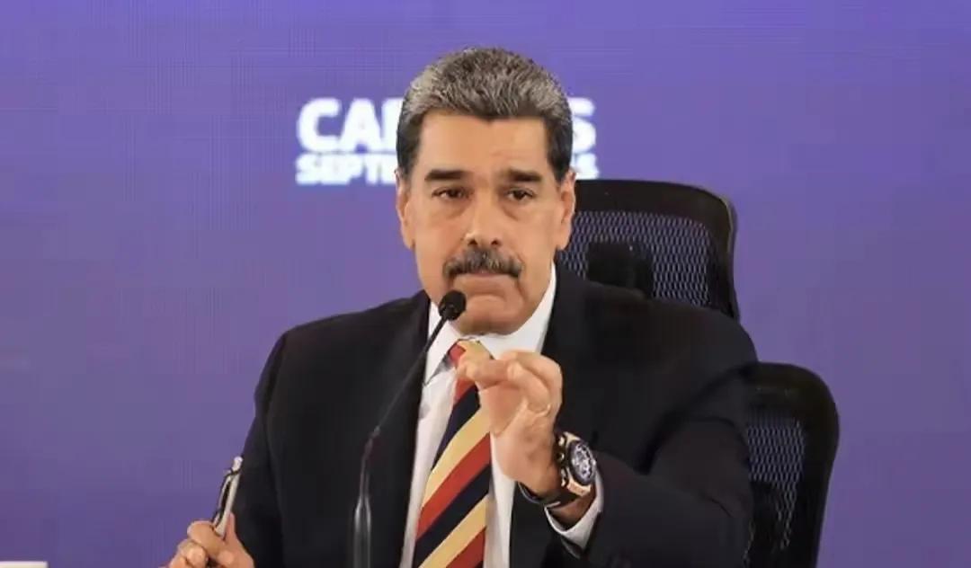 马杜罗又一次戏耍了全世界！
 
本以为他会借助这次“事件”好好洗白一下自己。他可