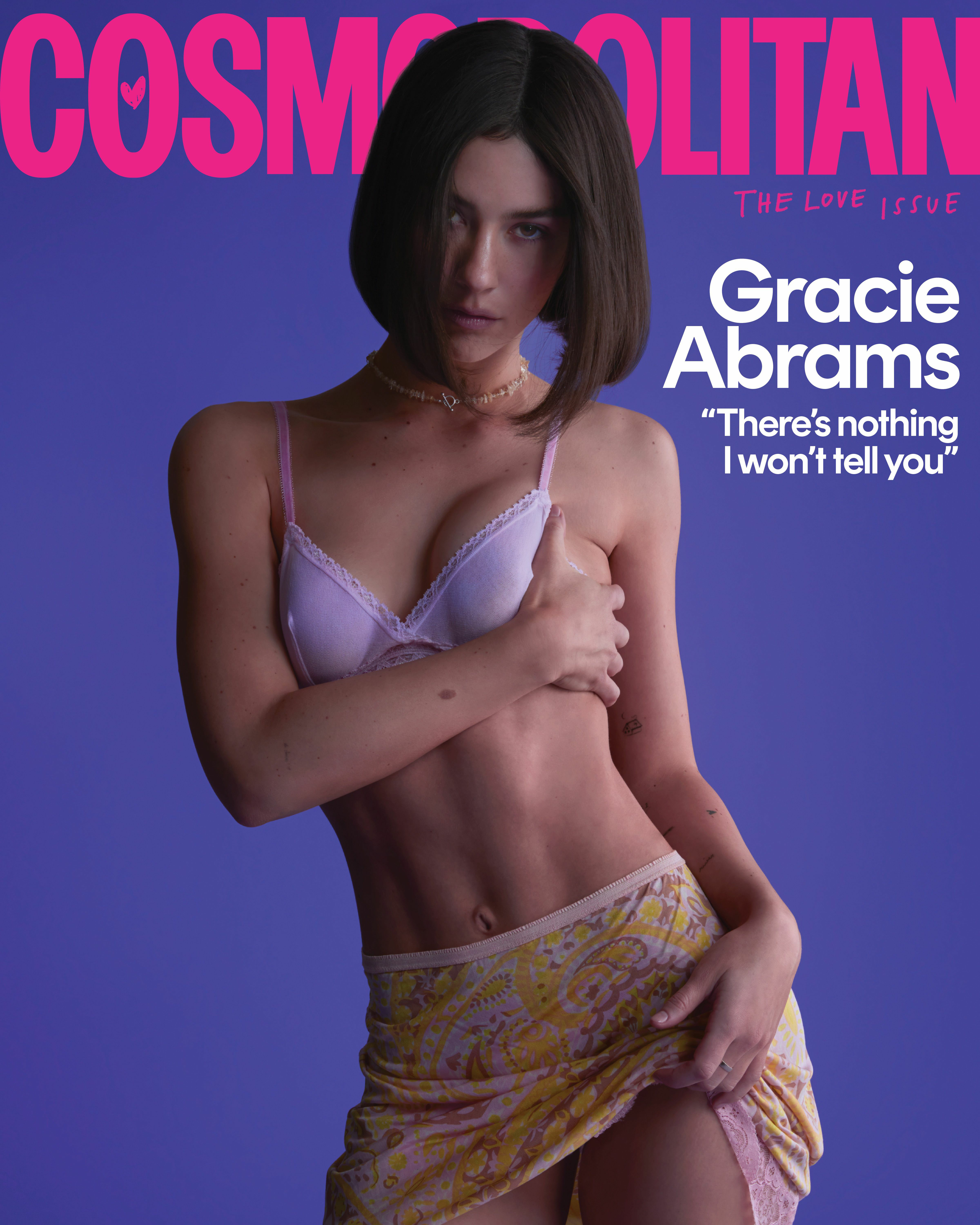 瓜西 Gracie Abrams 性感登上《Cosmopolitan》杂志封面及