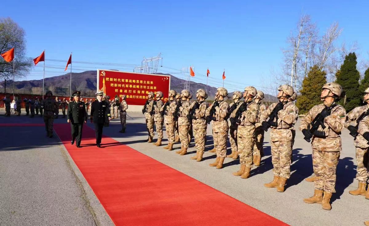 想摸底？小泉进次郎会见刚从中国结束访问的自卫队代表团！
 
日本防卫大臣小泉进次