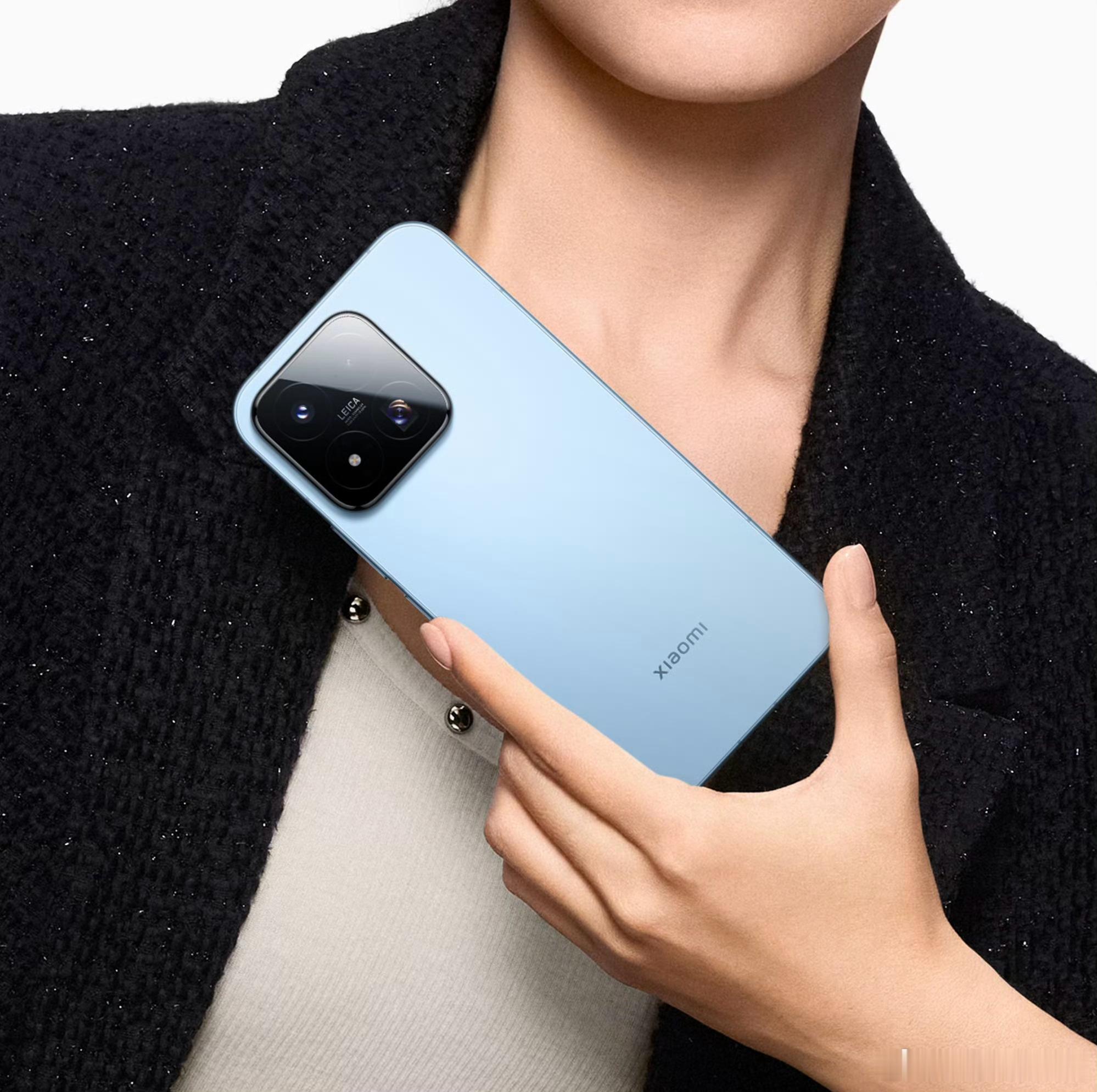iPhone17Pro降价2000苹果大半夜宣布降价，挺突然的，感觉库克一顿酒喝