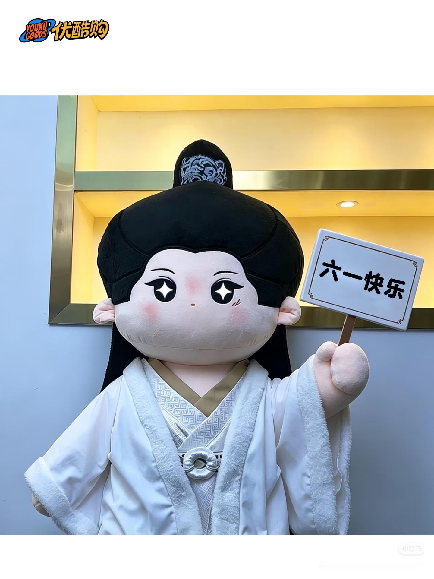 没法搂着冷硬挺一起睡觉，抱着这个可爱胖知知睡觉应该也很美妙吧～晚安咯～