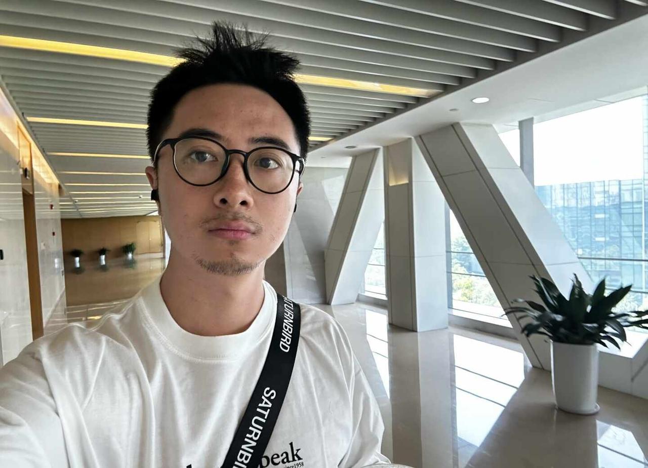 随拍📷
骑电瓶车比吹风机管用。见人不如健身 随意拍一拍 生活的碎片 随便拍随便