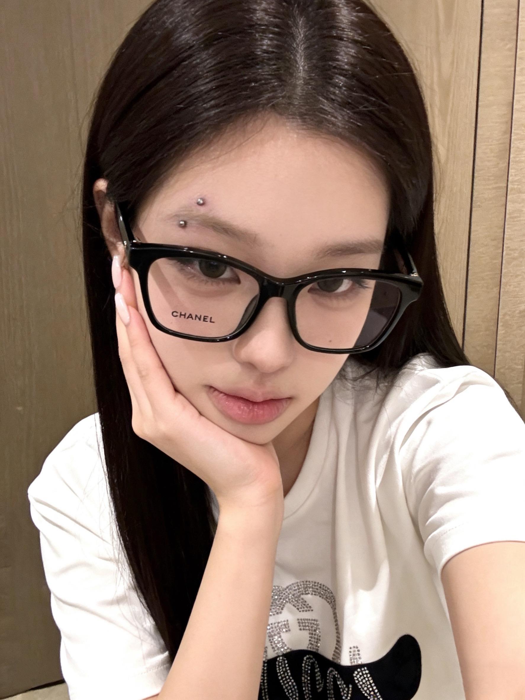 不喜欢我的让一让喜欢我的到前面来