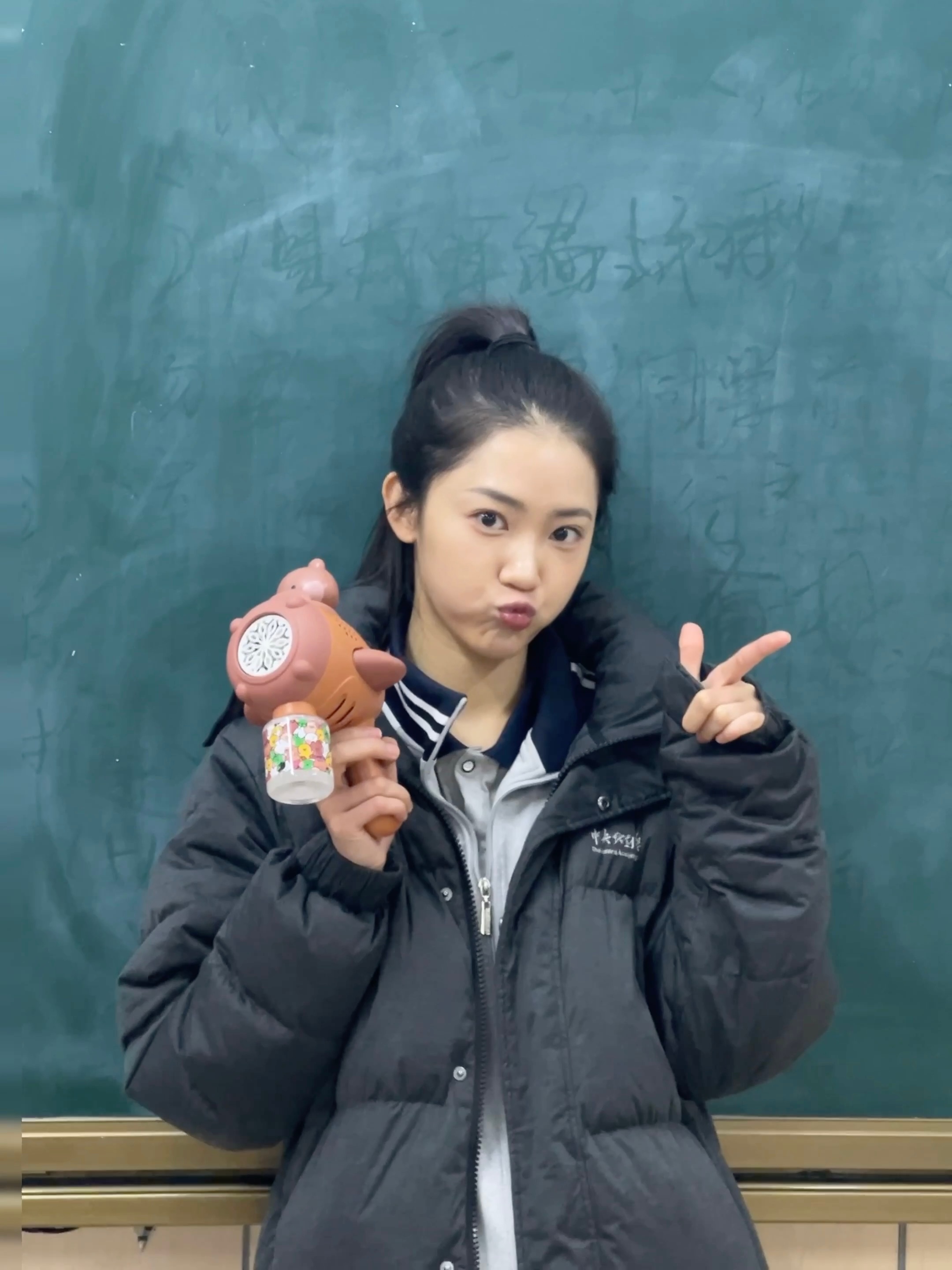 或许你也会懂阿翟的奇奇怪怪🥯🫧🦋#一条plog告别十一月##昕鲜出炉# ​