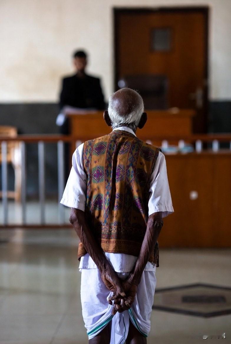 印度司法制度的辉煌

- 1968年：55岁的索潘·盖克瓦德购买了一块有产权证的