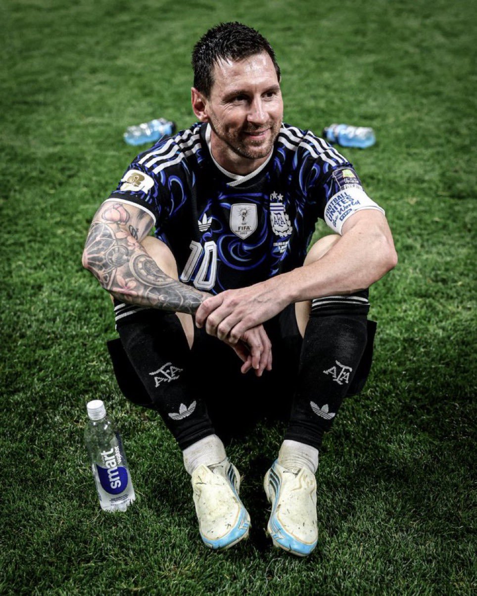 🚨 利昂内尔·梅西 🇦🇷 ：« 对球迷们，我要说和我在卡塔尔时说过的一样的