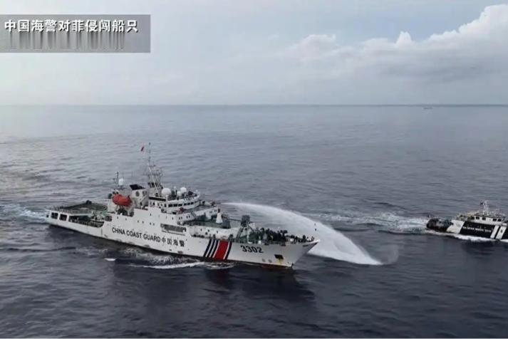 中方话音刚落，菲准时开第二枪，公务船侵闯黄岩岛，马尼拉中计了。最近，菲律宾可以说