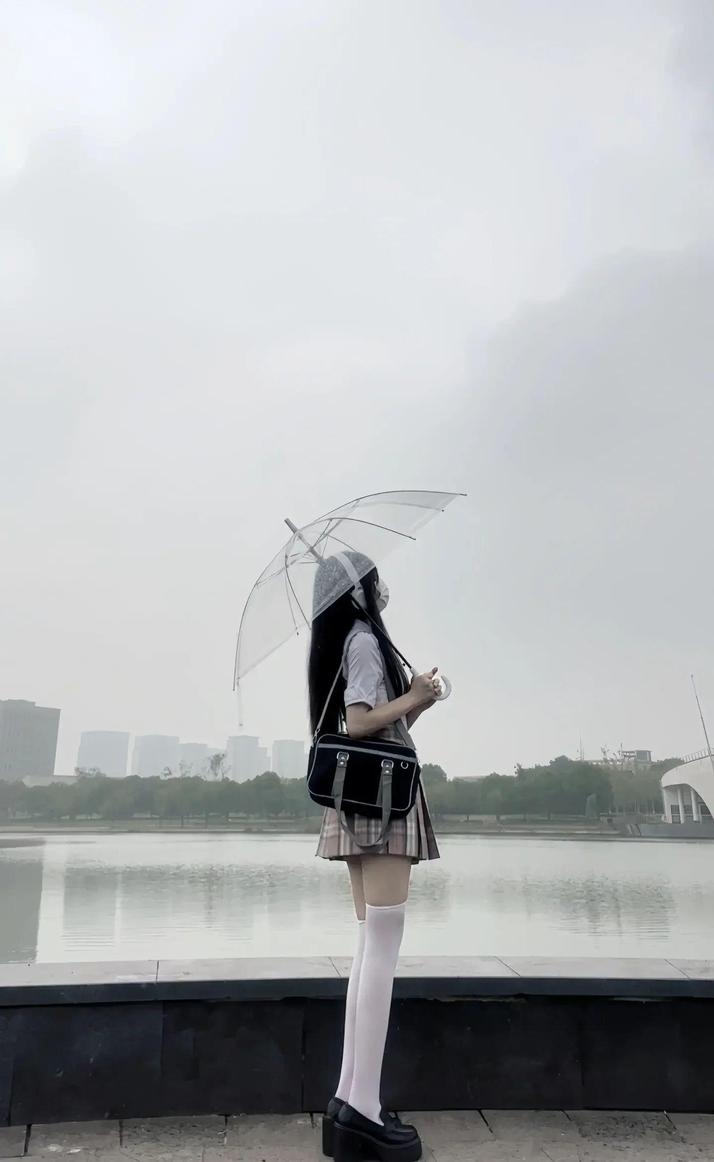 阴天  想你。