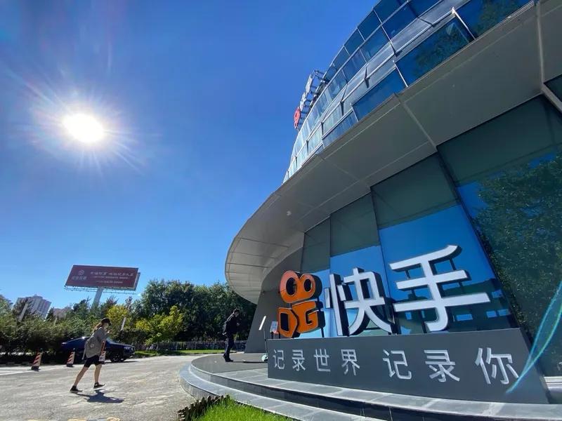 提高警惕，别上当，我就是个上当者。话说三年前，我在快手平台买了虫草饮料，货也收到