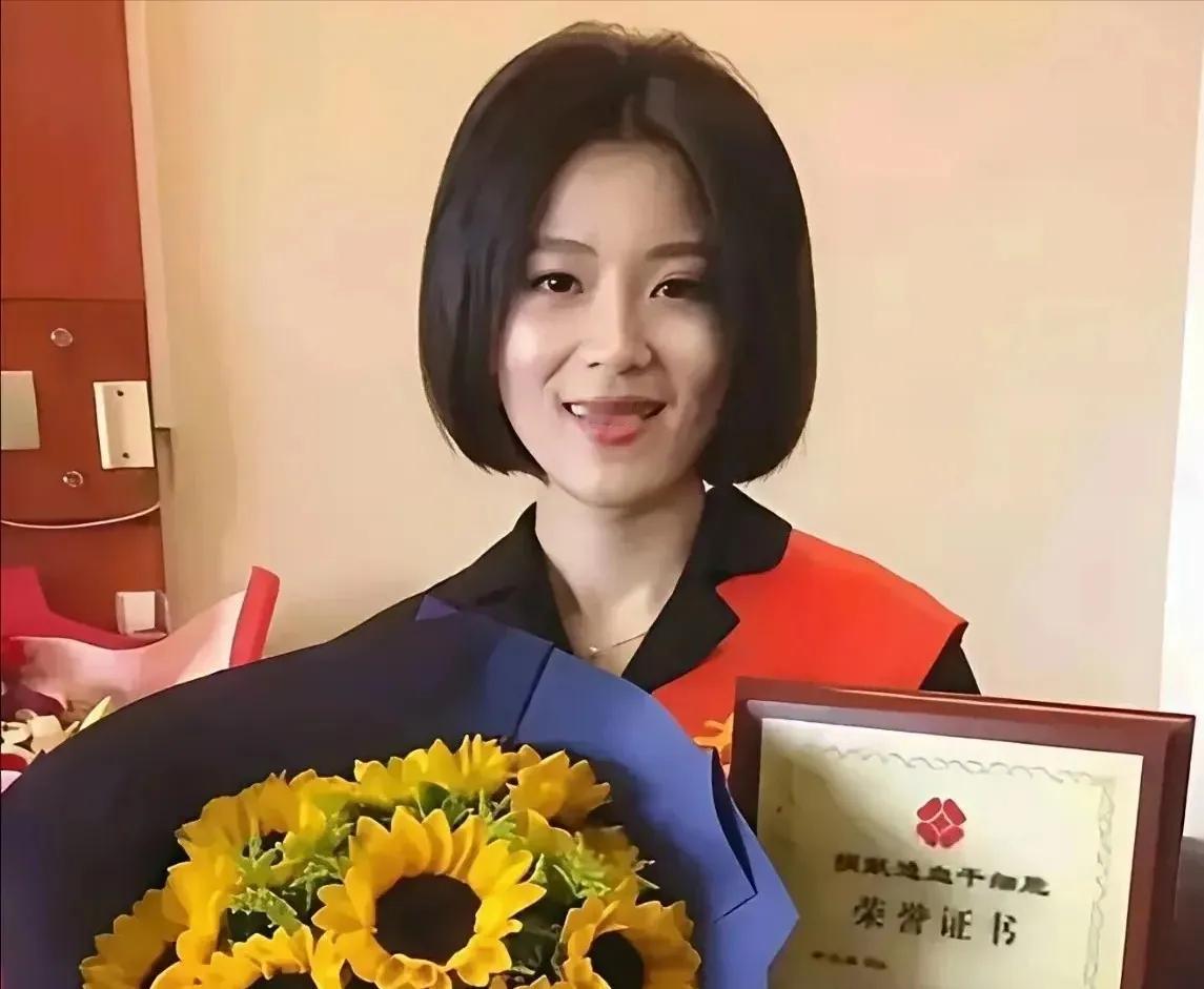 2017年，浙江一位28岁的姑娘自愿捐赠骨髓，救活了15岁的白血病男孩。不久后，