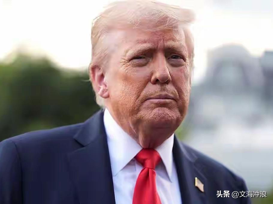 有一点不明白
特朗普将美国国防部
改为美国战争部
难道
就是为了
应对国内战争