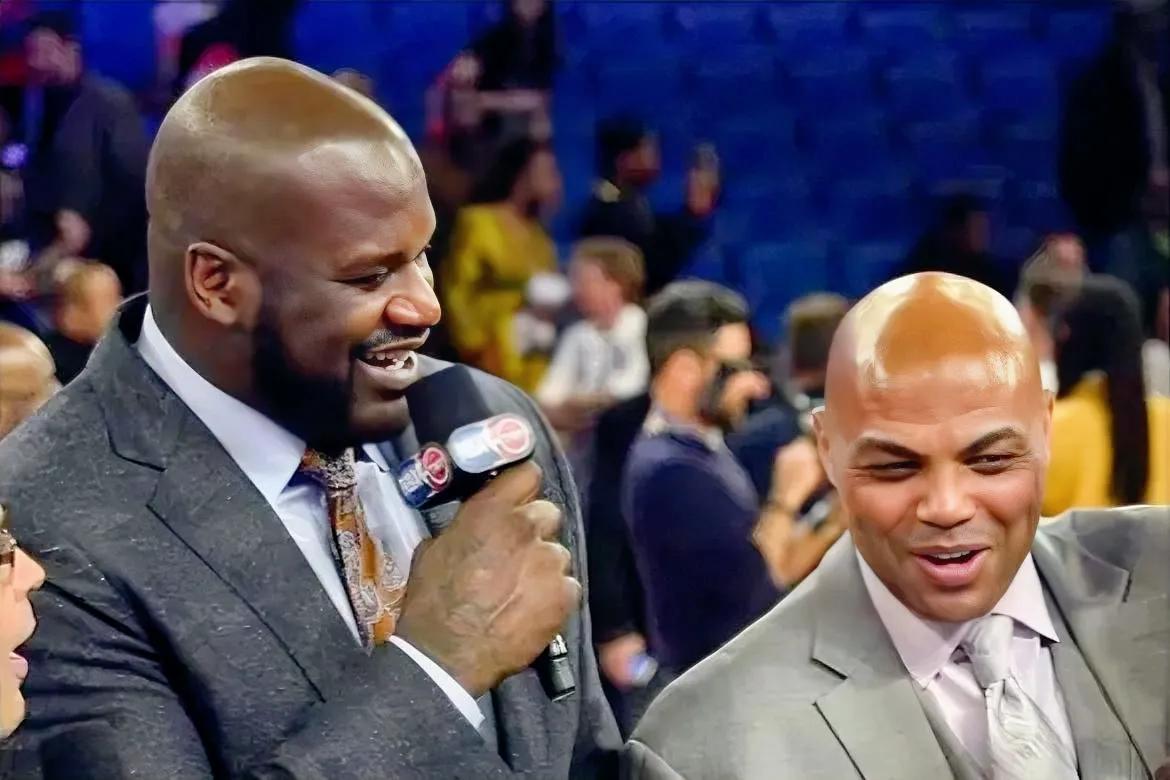 奥尼尔：NBA新赛季综合实力排名前五的球员是以下这五位！

1、尼古拉-约基奇
