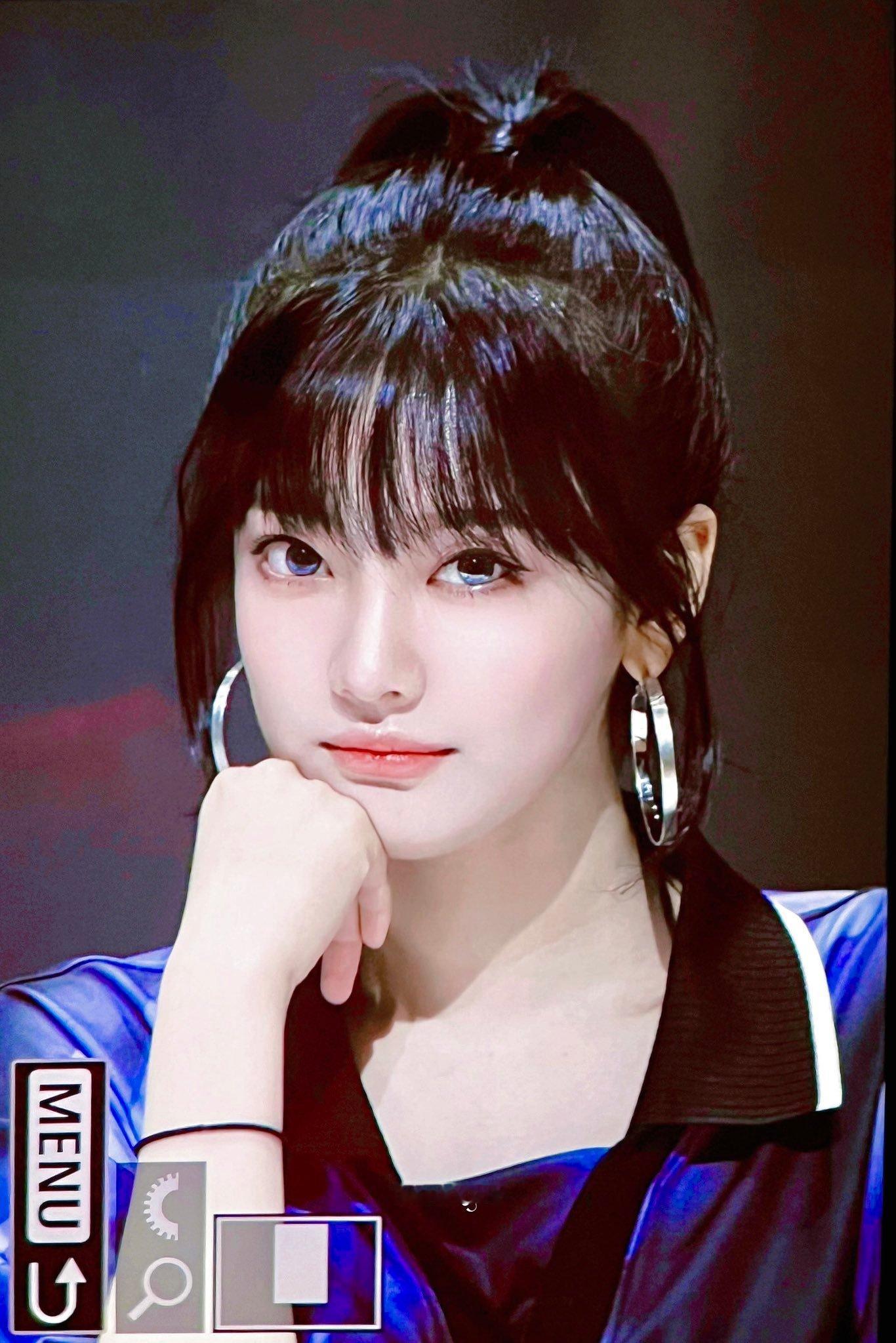 高马尾🖤👱🏻‍♀️🖇️*宁艺卓 NINGNING ​​​
