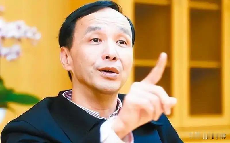 朱立伦：“台湾是‘民国’光复的，台湾是属于‘民国’的，这是毫无疑问”。
@刘不醉