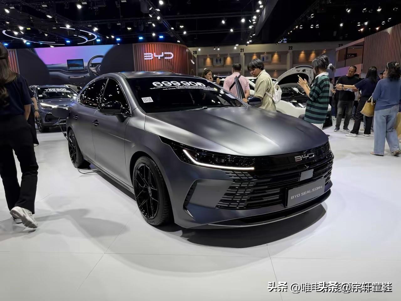 国内的比亚迪车主们，国内车型改款或者换代又或者降价，大家都会觉得很“背刺”，当大