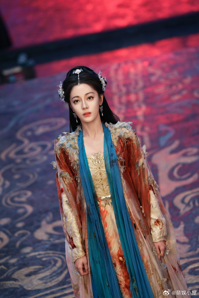 难怪贺思慕不爱上班 归墟全员疯批同事既视感🤯争权夺利不停歇，贺思慕天天处理烂摊